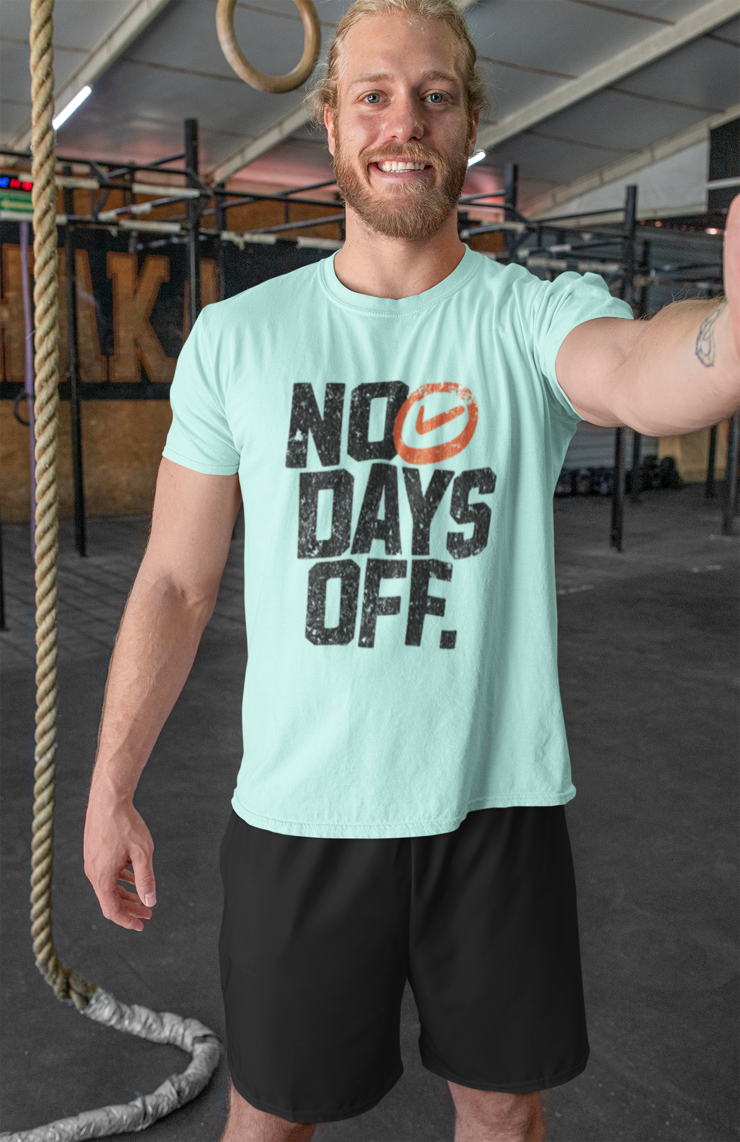 No Days Off Men’s Fitness T-Shirt