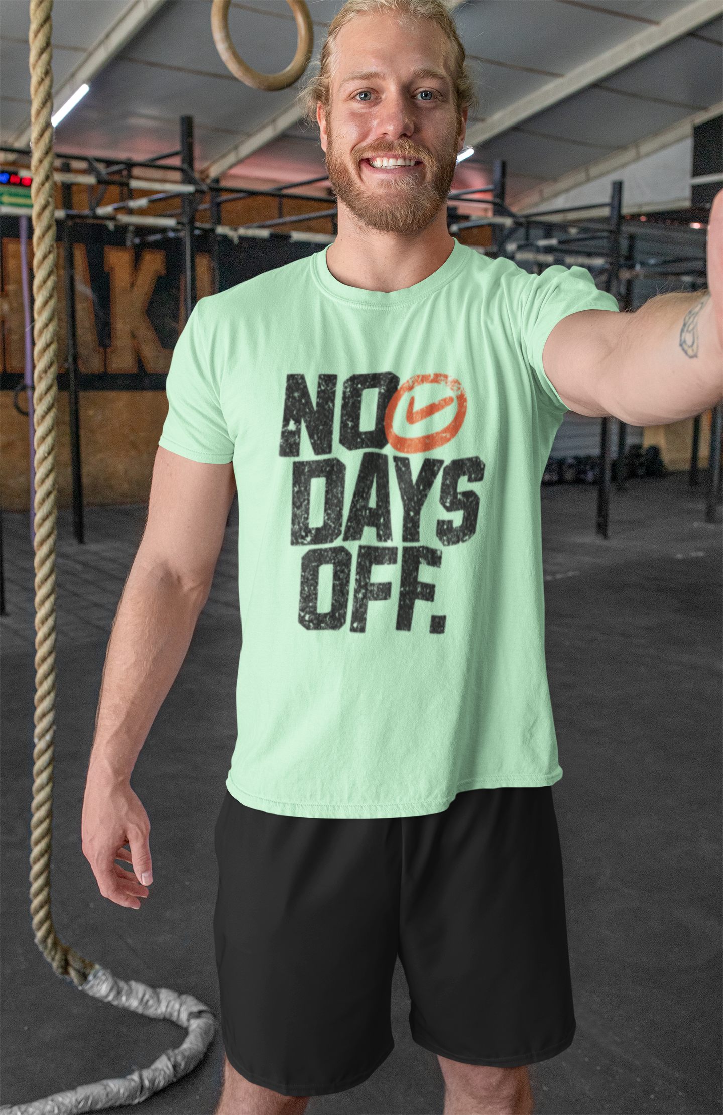No Days Off Men’s Fitness T-Shirt