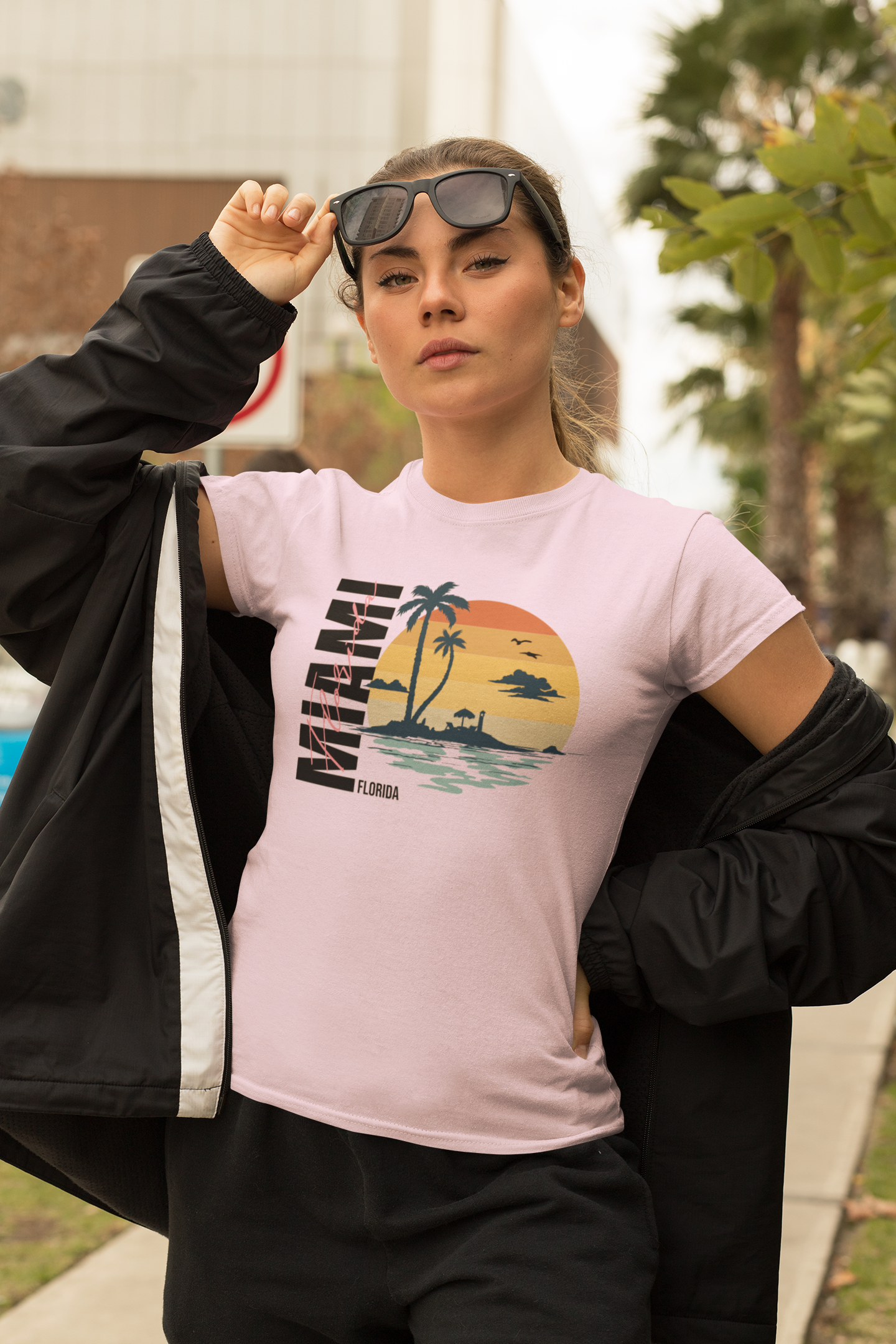 Retro Miami Beach Women's Graphic T-Shirt