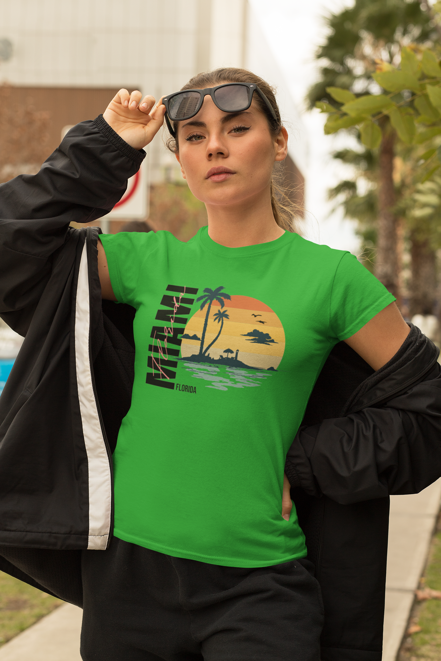 Retro Miami Beach Women's Graphic T-Shirt